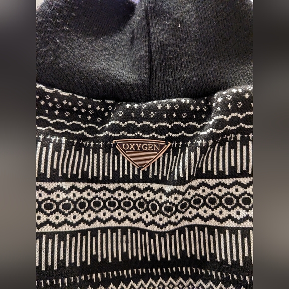 Long sleeve shoulderless dress - Picture 2 of 2